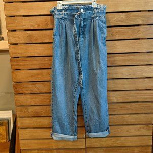 Garage Juniors high waist pleated jeans, size 9